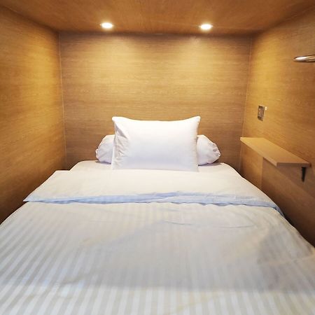 Vk Pods Jakarta - Hostel ภายนอก รูปภาพ
